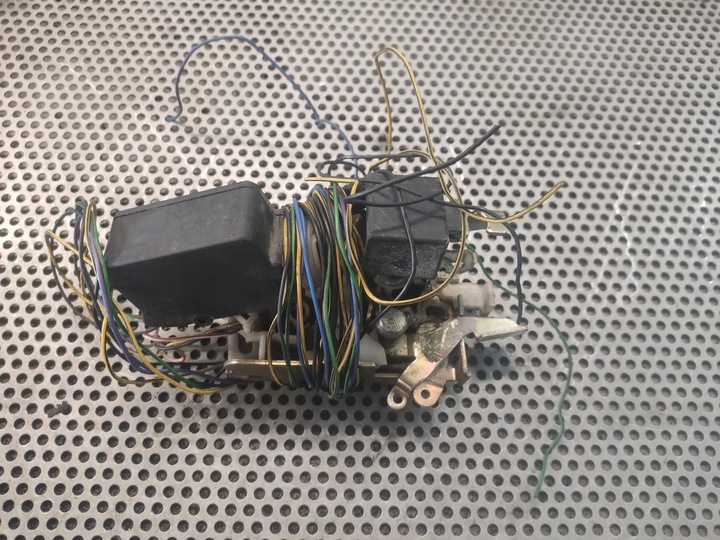 фото №1, Замок дверь левый переднее mercedes sprinter a9017201435