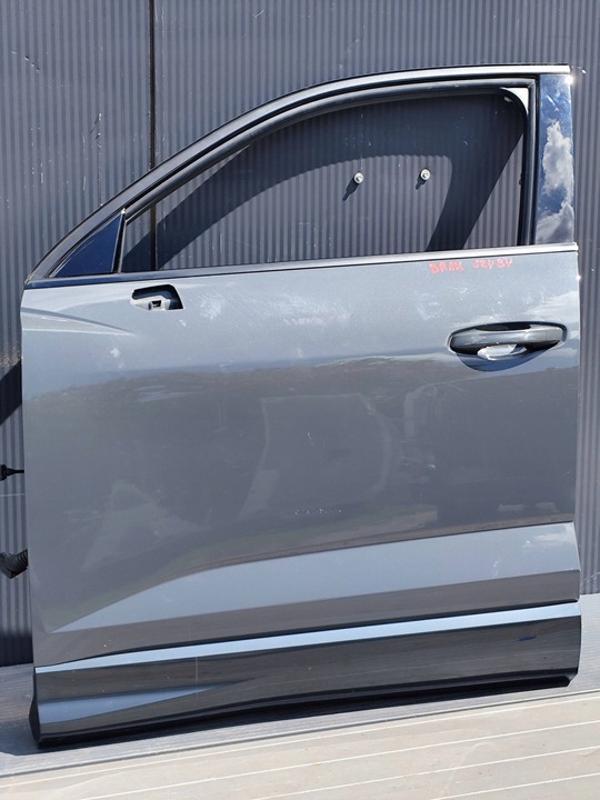 фото №1, Audi q3 83a sportback дверь перед левая комплектные