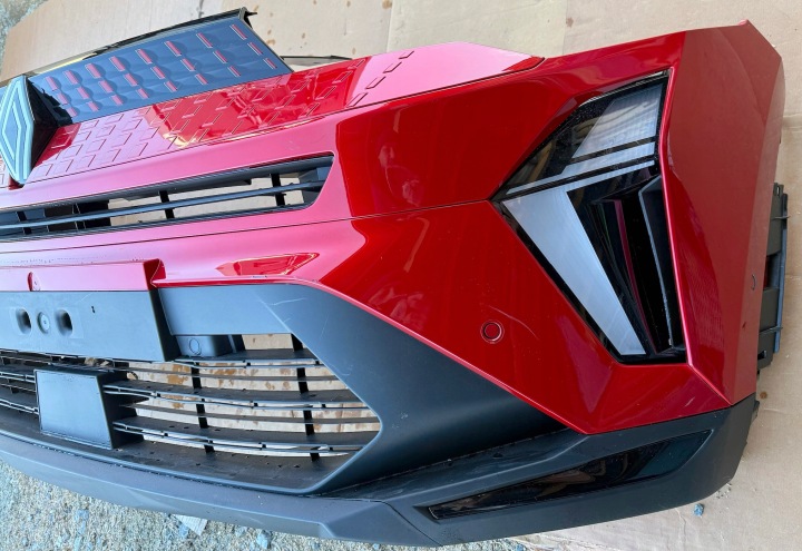 фото №7, Бампер перед передний комплектный 6xpdc renault captur e-tech iii 2024