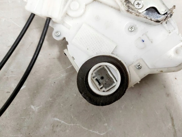 фото №6, Subaru trezia замок двері лівий перед 6 pin