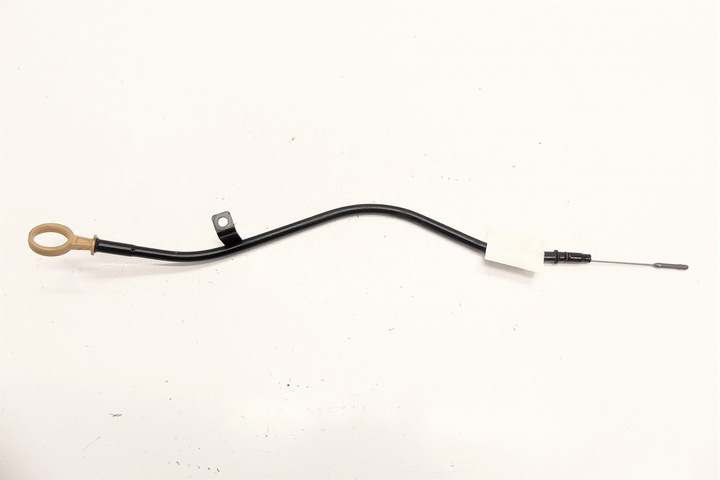 фото №2, Camaro vi 3.6 v6 lgx 16- щуп масла