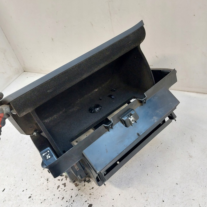 фото №5, Volkswagen vw passat b6 бардачок пасажира 3c1857097ap чорний