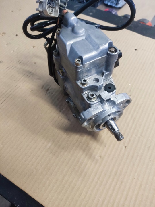 фото №13, Насос впрыскивающий bosch mercedes sprinter 2.9tdi 0460415991