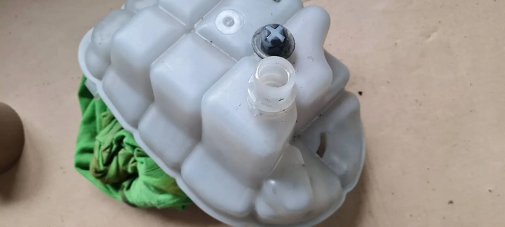 фото №5, S6 c7 4g рестайлінг бачок розширювальний рідини 4.0 tfsi 4g0121403r s7 4g