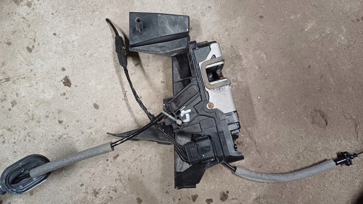 фото №3, Ford fiesta mk8 замок двері лівий зад задній h1ba-a26413-db