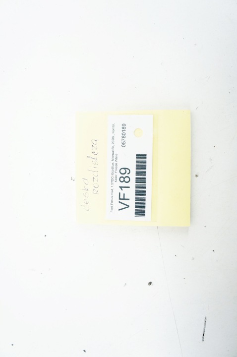 фото №9, Vf189 ford focus mk4 торпедо капот pulpit консоль європа
