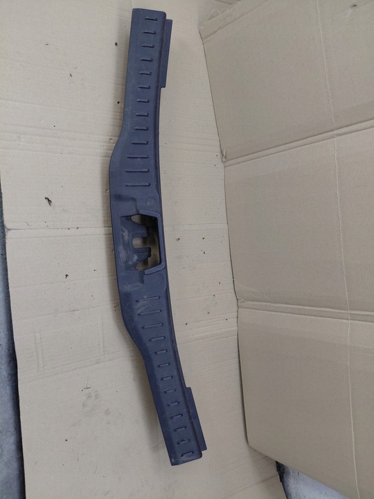 фото №1, Ford focus mk3 iii универсал защита накладка ремня заднего