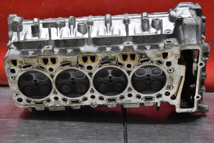 фото №5, Головка двигуна права 757393404 bmw f01 f02 4.4 8v 407 km 08-12