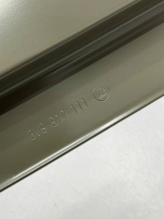 фото №12, Skoda superb 3v9 універсал нове обшивка дах панорама 3v9817111