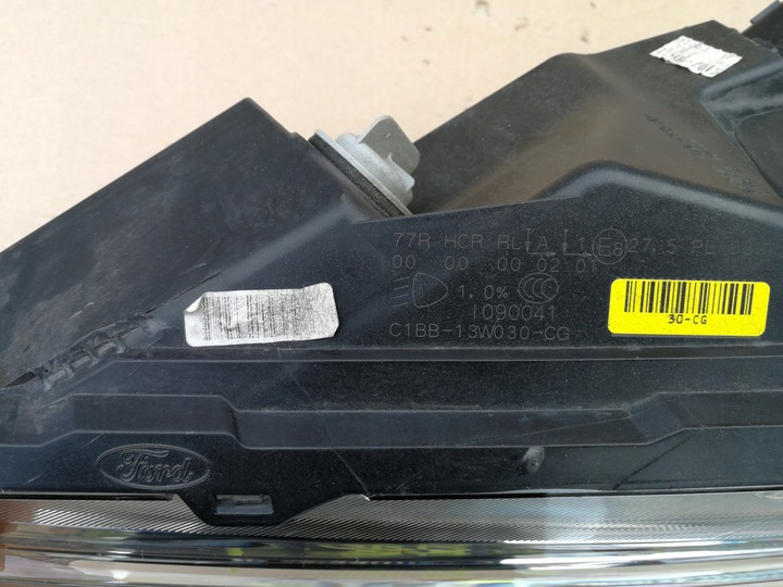 фото №11, Ford fiesta mk7 рестайлінг 12- лампа ліва перед лінза +led c1bb-13w030-cg