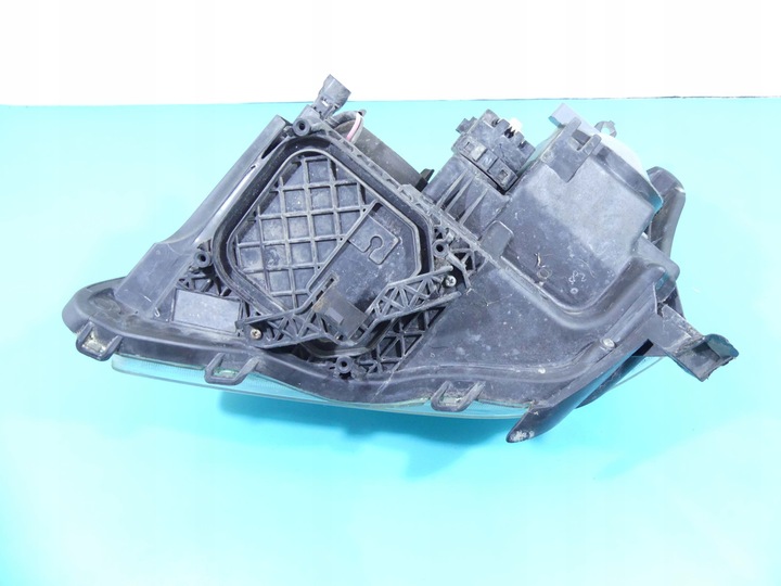 фото №9, Фара правые toyota avensis t25 рестайлинг 06-08 eu