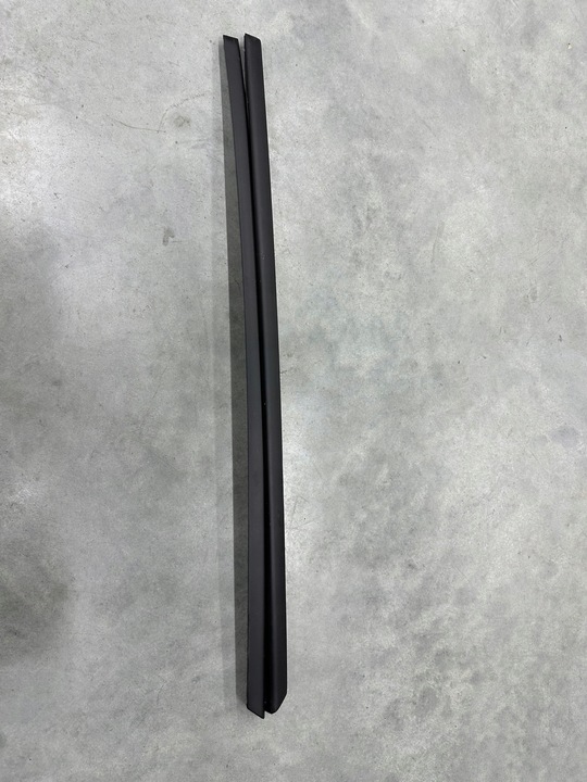 фото №1, Планка стёкла лобовой audi a7 c8 4k8 комплект идеальные