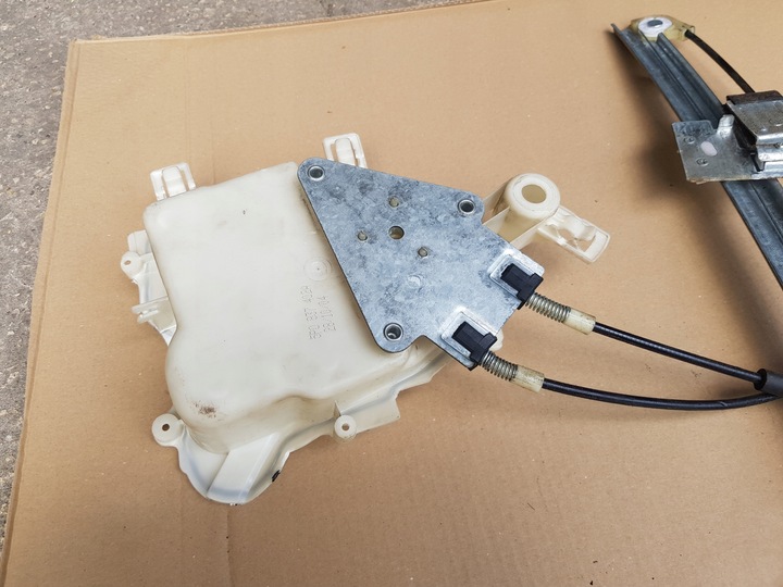 фото №10, Механізм скла праві перед seat altea toledo iii справний перевірений