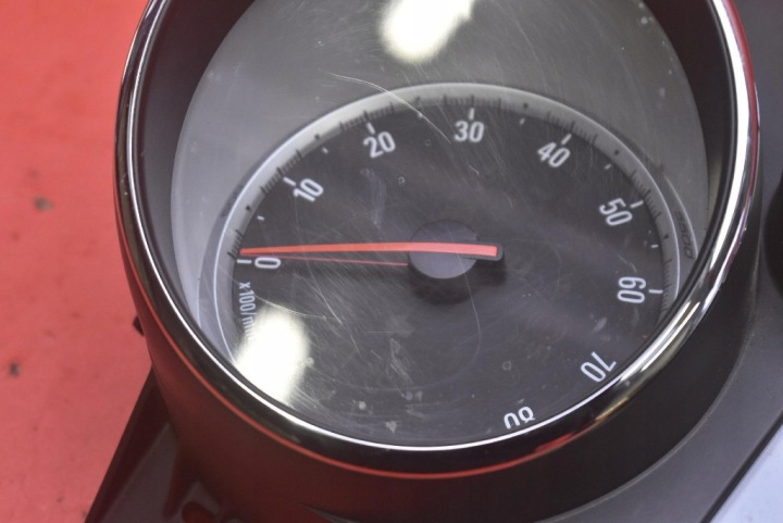 фото №9, Панель приладів eu 13355674 ab2l opel astra 4 iv j 1.4 t 140 km 09-12