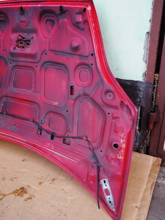 фото №7, Ford fiesta 2002-07 капот крышка двигателя цвет jd3 красивая красная