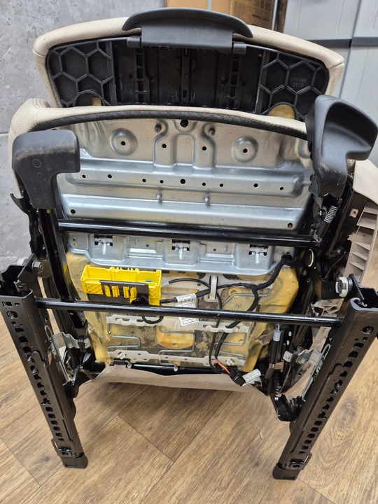 фото №14, Bmw f30 салон сидіння спортивний м-пакет шкіра dakota бежево-сірий комплект європа