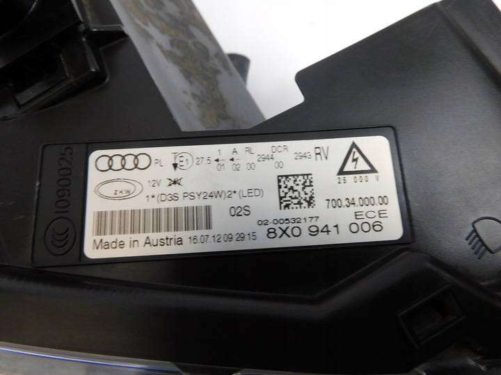 фото №16, Audi a1 8x лампа права ліва ксенон led 8x0941006 8x0941005 комплектні