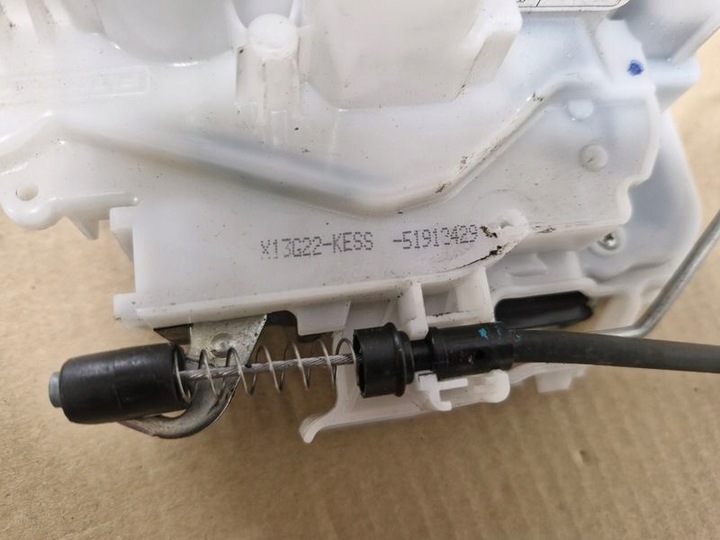 фото №10, Ford ka 2 ii mk2 замок двері лівий перед переднє eu 5pin 51794370