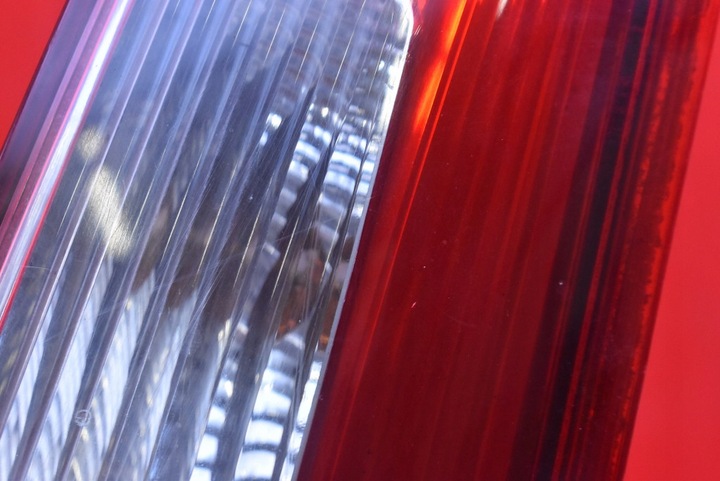 фото №13, Лампа права зад задня 30698921 volvo v50 03-11