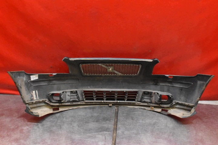 фото №13, Бампер перед передний 466-46 volvo v50 03-11