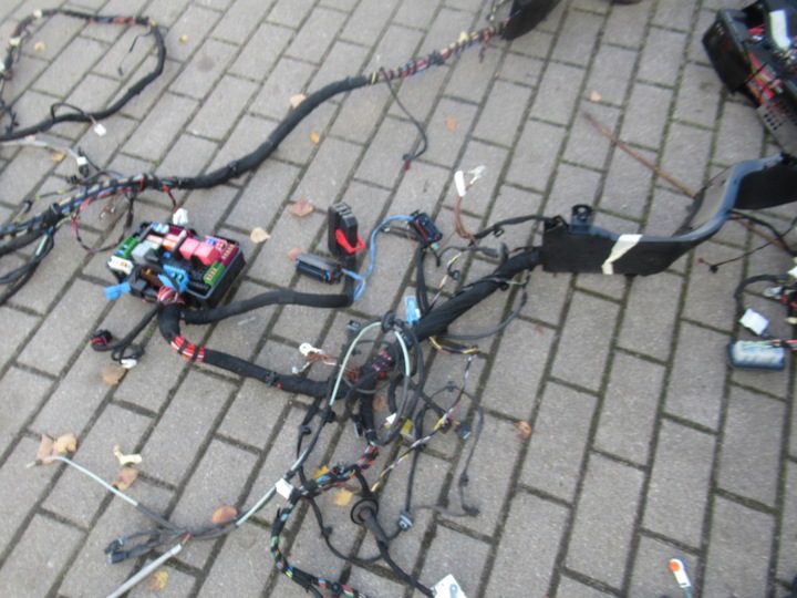 фото №6, Mercedes glc suv w253 установка жгут интерьера комплектная 6.3 amg