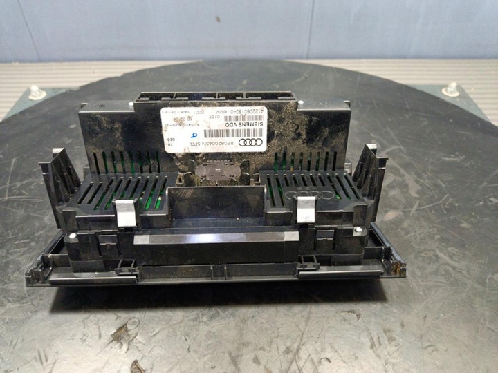 фото №7, Audi a3 8p панель кондиціонера 8p0820043n