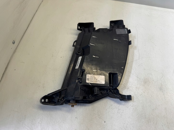 фото №7, Tesla s галоген правий перед 600591600e