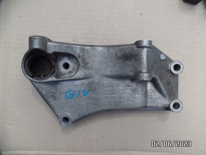 фото №1, Лапи генератора vw golf iii 1.4 1.6 030903143d