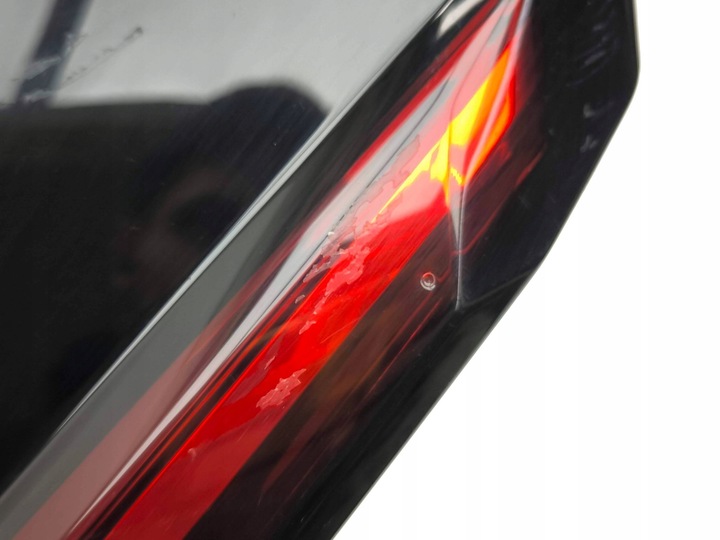 фото №7, Citroen c4 iii e-c4 2024 правая сторона отражатель лампы задней