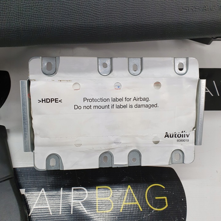 фото №10, Xc60 панель консоль подушки ремни подушка безопасности