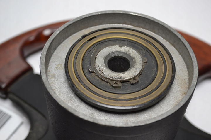 фото №15, Mercedes w116 r107 w107 w114 руль деревянная selm