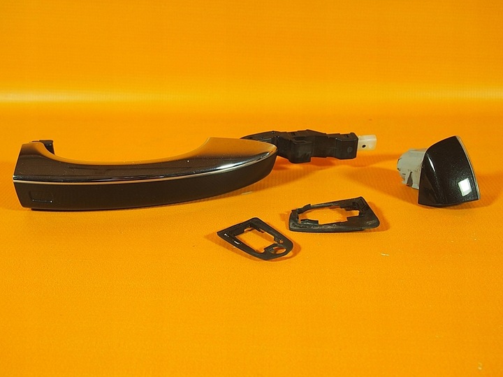 фото №1, Audi a8 4h ручка права хром key без 4h0837206c