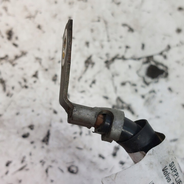 фото №9, Volvo v40 ii 2,0d клемма минусовая шланг 31376092 30659899