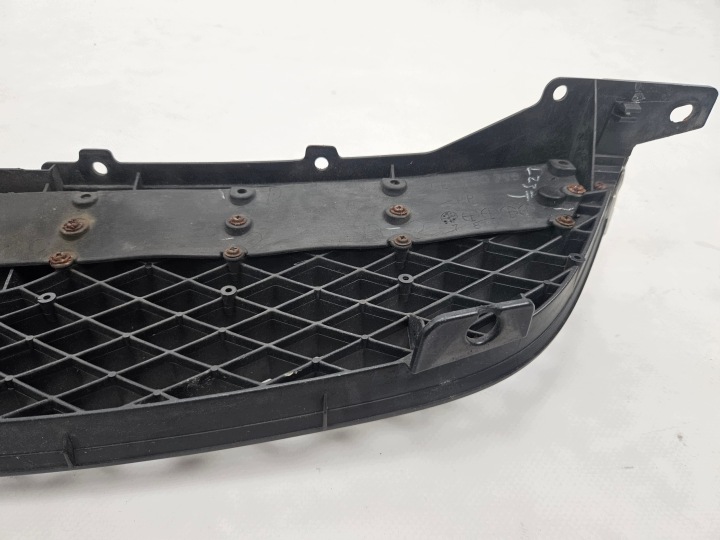 фото №9, Mazda 626 1997 - 2000 решётка радиатора ge4v50719