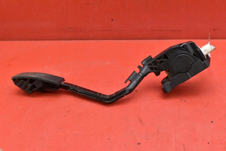 фото №11, Потенциометр педаль газа 9650341780 peugeot 407 2.0 hdi 136 km 04-10