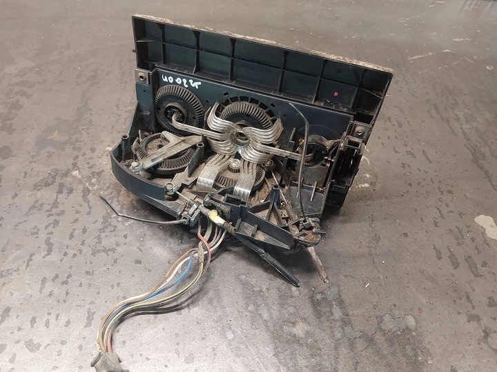 фото №7, Панель воздуховод volkswagen transporter t4 7d0959511