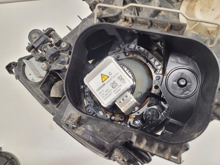 фото №11, Mercedes actros mp4 ксенон лампа ліва перед переднє