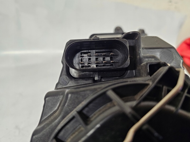 фото №13, Volkswagen sportsvan лампа левая перед передняя 517941005c