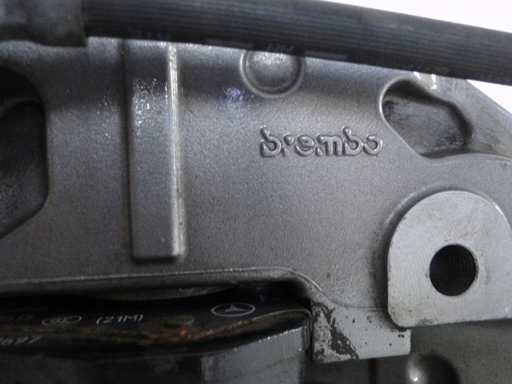 фото №14, Mercedes супорт переднє 63 amg brembo 20d03903 g клас w463 463