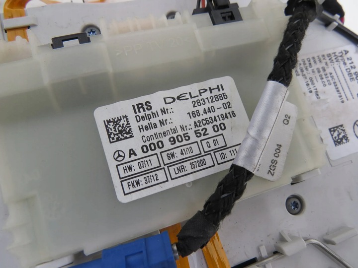 фото №12, Лампа стеля інтер'єру перед 2129066401 mercedes cls w218 e-klasa w212