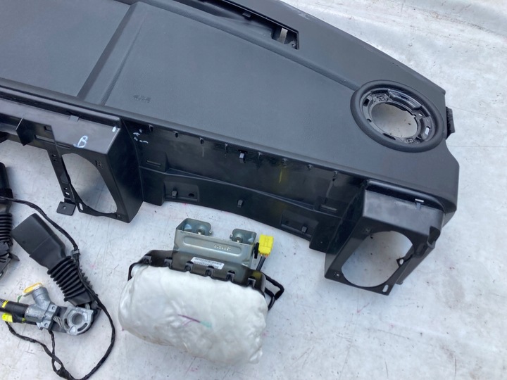 фото №6, Jeep commander панель капот консоль подушки ремни
