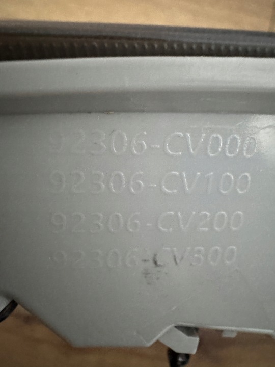 фото №8, Kia ev6 ev-6 21- лампа kierunkoskaz правый зад led серебряный 92306-cv000