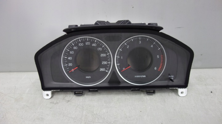 фото №5, Volvo v60 s60 v70 панель приладів 31343323