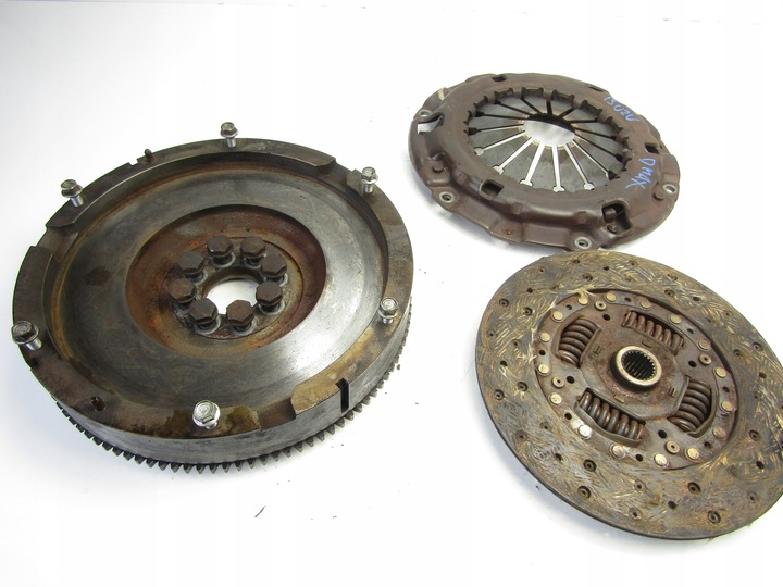 фото №1, Isuzu d max 3.0 d 07r сцепление колесо маховики