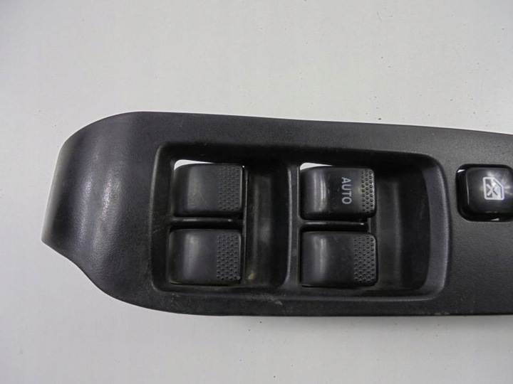 фото №8, Legacy iii переключатель стекло перед левый 83071ae020