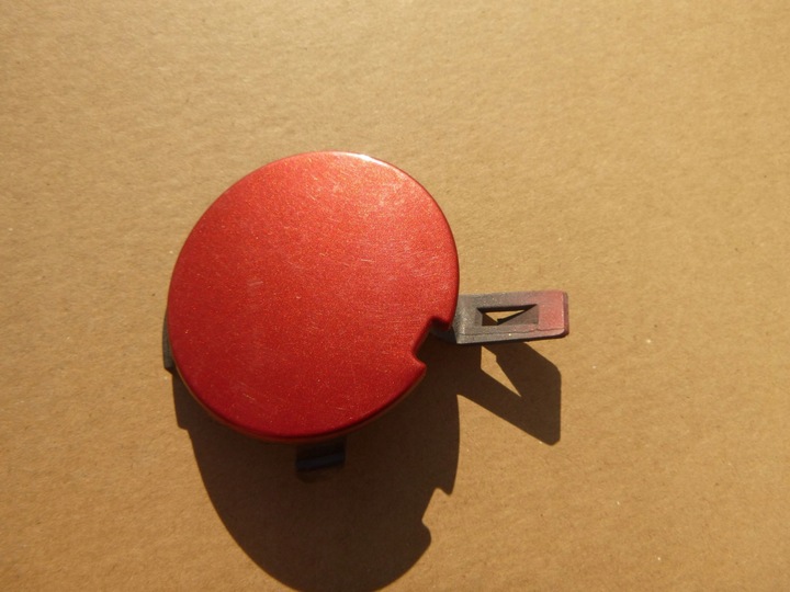 фото №1, Dacia sandero ii 12-16 заглушка фаркоп hak бампер перед 511804925r