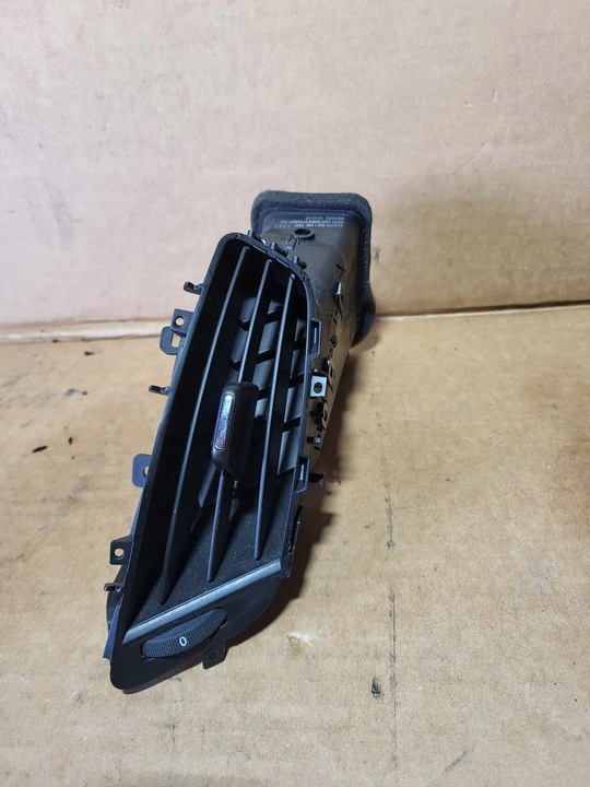 фото №1, Права решітка повітропровід opel zafira c