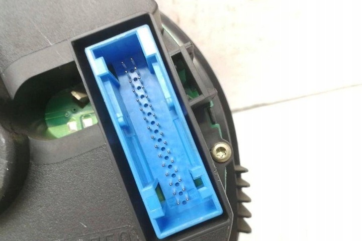 фото №9, Спідометр  vw golf iv варіант 1j5 1j0920801e 1.9l дизель 81kw 1999