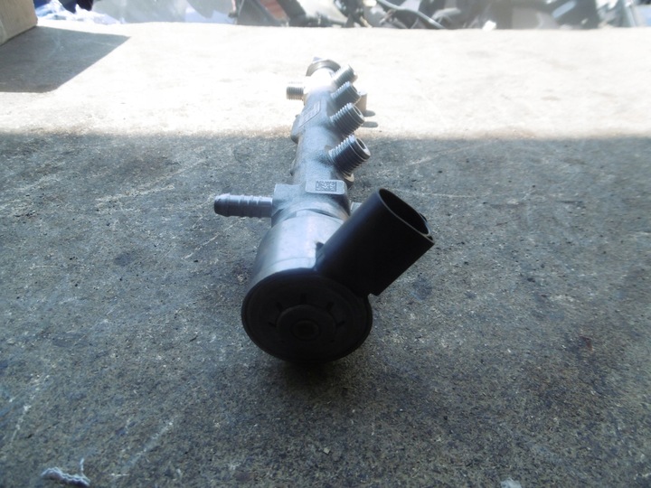фото №8, Планка впрыскивающий 04l089g vw audi skoda seat 2.0tdi