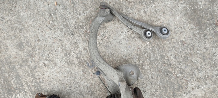 фото №14, Поворотна опора з ступиця правий перед audi a5 8t 1.8 tfsi 8k0407271p